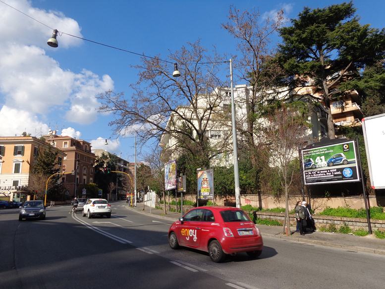 GREGOR 317 - Viale delle Medaglie D'Oro 313 fronte Via Marziale altezza Esso -
