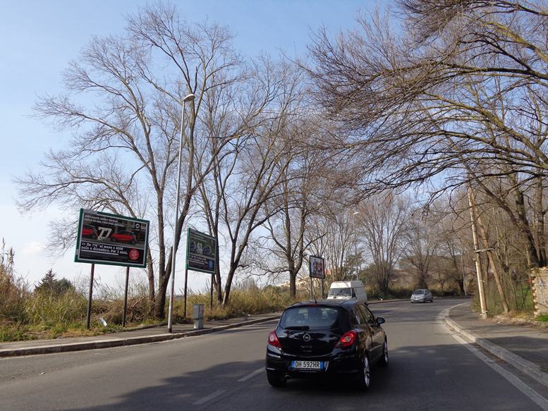 GREGOR 374 Via Valle dei Fontanili fronte civ. 182angolo Via dei Dumas in salita