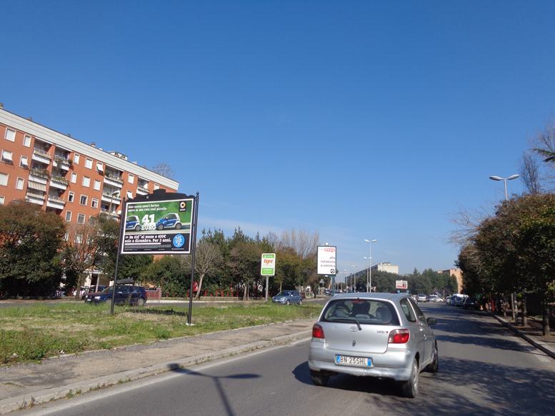 GREGOR 83 - Via della Vigne Nuove a mt. 100 prima del civ. 551 su spart.co centrale